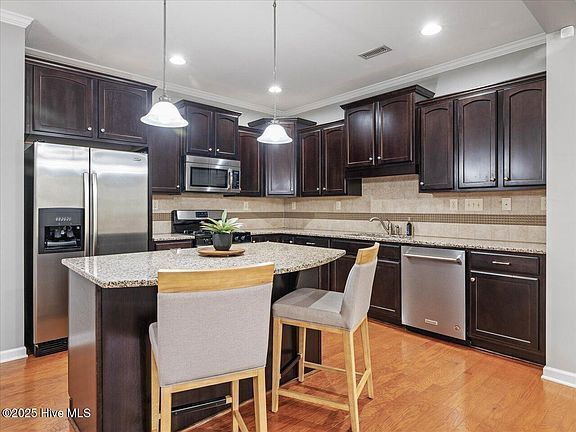 2459 Memory Ridge Drive in Raleigh, NC - Foto de edificio - Building Photo