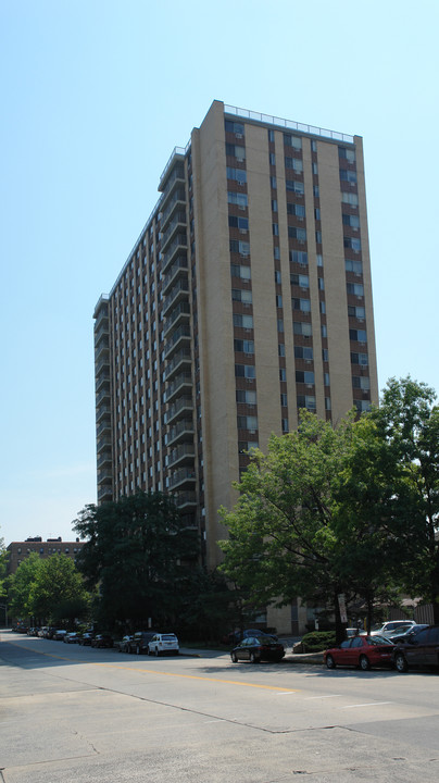 The Saratoga in Mount Vernon, NY - Foto de edificio