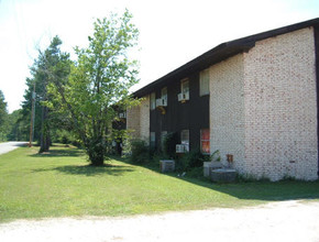 Broken Bow Apartments in Broken Bow, OK - Building Photo - Building Photo