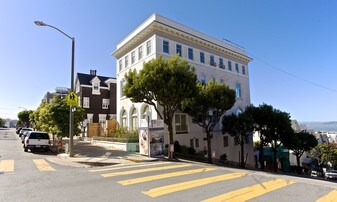 2100 Vallejo St in San Francisco, CA - Building Photo