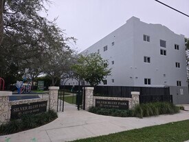 2012 SW 24th St in Miami, FL - Building Photo
