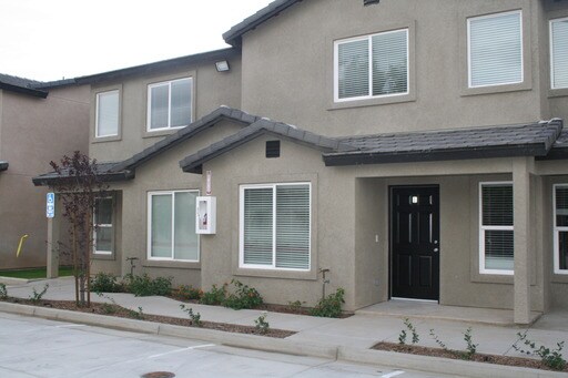 460 Oswell St, Unit 464 Oswell Unit C