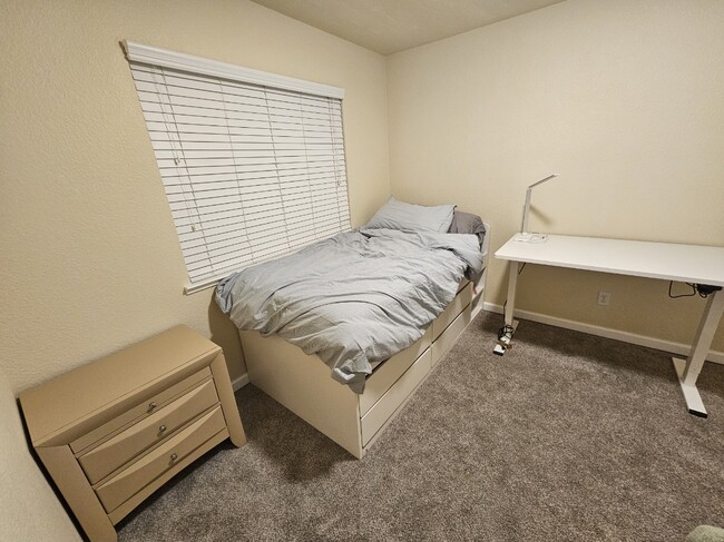 property at 2701 Ivy Ln