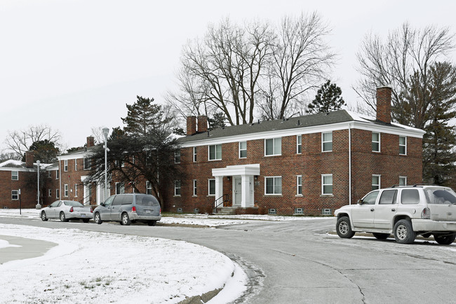 Renaissance Village in Detroit, MI - Foto de edificio - Building Photo