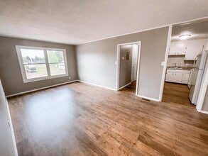 25 N Pearce St in Gwinn, MI - Building Photo - Building Photo