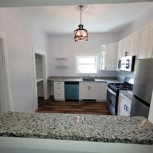 55 W Main St, Unit C in Groton, MA - Building Photo - Building Photo