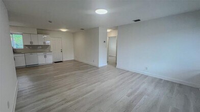 3141 NW 14th St in Fort Lauderdale, FL - Building Photo - Building Photo