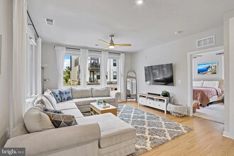 1675 Bandit Loop in Reston, VA - Building Photo - Building Photo