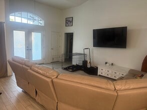 5780 Osprey Rd in Venice, FL - Building Photo - Building Photo