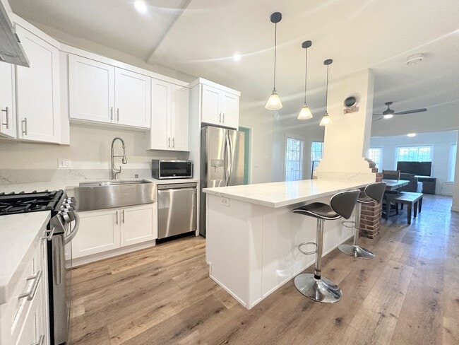 property at 2937-2939 S Catalina St