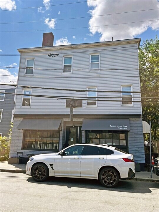 89 2nd St, Unit #1 in Cambridge, MA - Building Photo