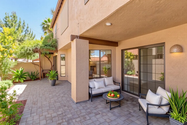 10960 E Gary Rd in Scottsdale, AZ - Building Photo - Building Photo