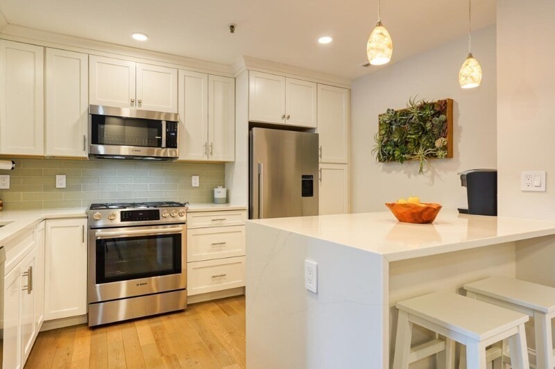 4 Canal Park in Cambridge, MA - Building Photo