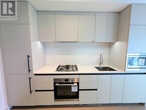 1720 Bayview Ave in Toronto, ON - Building Photo - Building Photo