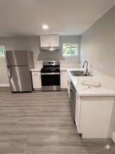 1468 E Chevy Chase Dr, Unit 1468A in Glendale, CA - Building Photo - Building Photo