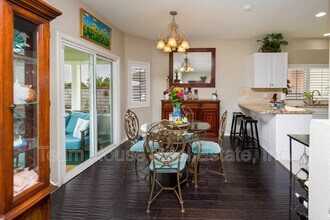 28258 Sugar Pine Way in Santa Clarita, CA - Building Photo - Building Photo