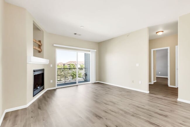 4451 S Ammons St in Denver, CO - Building Photo - Building Photo