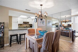 3443 Gulf Shore Blvd N, Unit 609 in Naples, FL - Building Photo - Building Photo