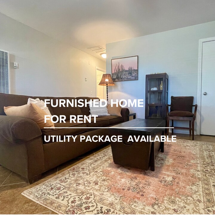 6186 Chia Ave in Twentynine Palms, CA - Building Photo