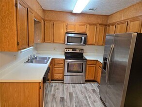 6854 Justin Dr in Loganville, GA - Building Photo - Building Photo