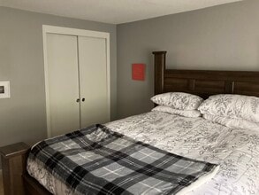 21 Pine St, Unit L in Canton, MA - Building Photo - Building Photo