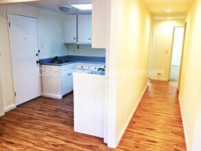 244 Carmel Ave in Marina, CA - Building Photo - Building Photo