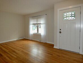 326 Pearson Dr in Asheville, NC - Building Photo - Building Photo