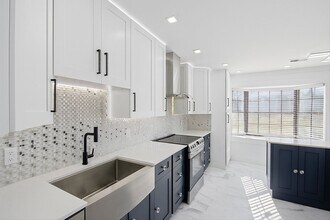 912 Pineland Ave in Hinesville, GA - Building Photo - Building Photo