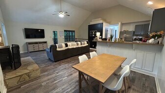 56 Puff Hill Dr in Dahlonega, GA - Building Photo