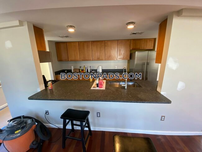 197 Sidney St, Unit 1