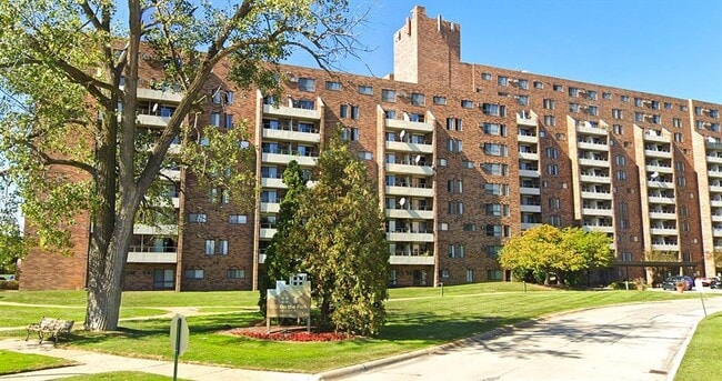 property at 920 John R Rd