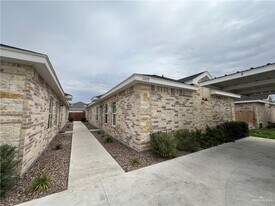 13 Israel E Ave in Alton, TX - Building Photo