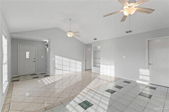 20 E Nyssa Ave in McAllen, TX - Building Photo - Building Photo