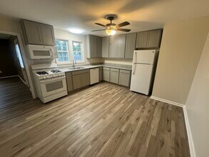 96 N Halsey Rd in Dover, DE - Foto de edificio - Building Photo