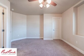 2075 S Sir Monte Dr in Saint George, UT - Building Photo - Building Photo