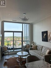 396 Hwy 7 in Richmond Hill, ON - Building Photo - Building Photo