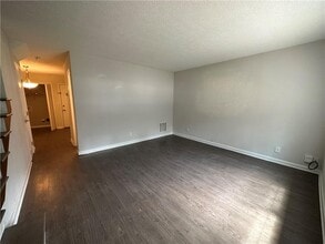 12 Ezzard St in Lawrenceville, GA - Building Photo - Building Photo