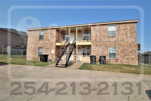 2807 Leroy Cir in Killeen, TX - Building Photo