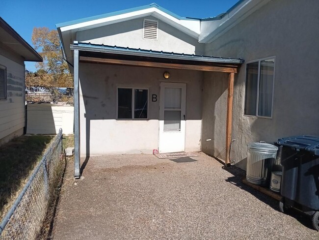 255 Gene Ave NW in Albuquerque, NM - Building Photo - Building Photo