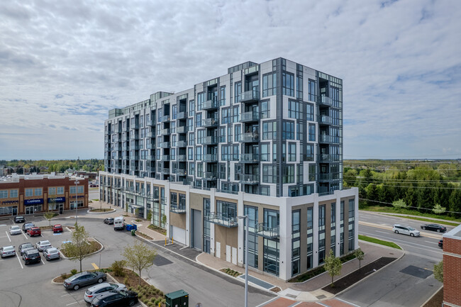 Dunwest Condo in Oakville, ON - Building Photo - Building Photo