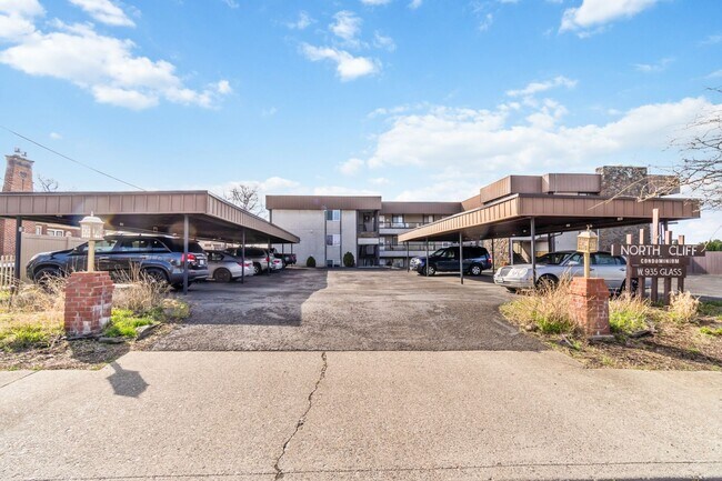 property at 935 W Glass Ave