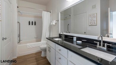 9727 Touchton Rd, Unit 201 in Jacksonville, FL - Building Photo - Building Photo