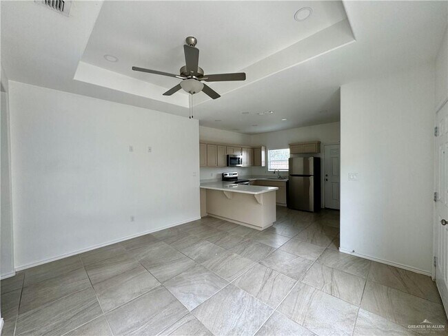 5600 Sandpiper Ave-Unit -2 in McAllen, TX - Building Photo - Building Photo