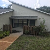 431 Jupiter Lakes Blvd in Jupiter, FL - Building Photo