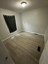 1767 Pine St in Muskegon, MI - Building Photo - Building Photo