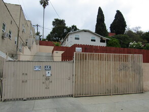 3009 London St in Los Angeles, CA - Building Photo - Building Photo