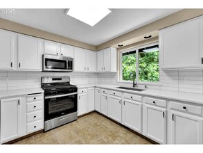 1320 NW Maple Ln in Camas, WA - Building Photo - Building Photo