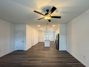 200 Woodcrest Jones Dr in Raeford, NC - Building Photo - Building Photo