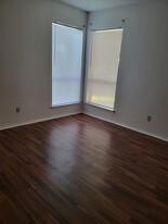 9607 Teasdale Ter, Unit #B in Austin, TX - Building Photo