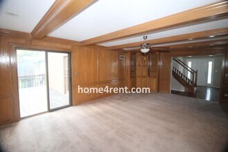 113 NW Hackberry St in Lee's Summit, MO - Building Photo - Building Photo